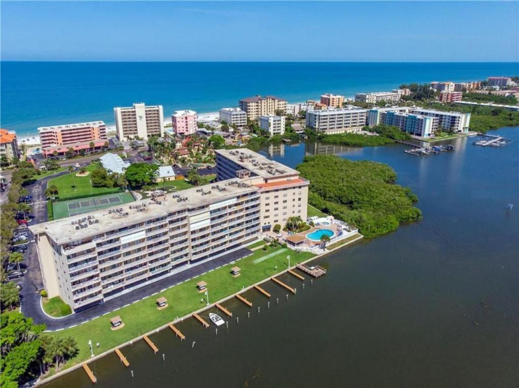 Bayshore Yatch Tennis Condo 2Br 3 Beds, Walking Distance To Beautiful Quite Beach Clearwater Beach Ngoại thất bức ảnh